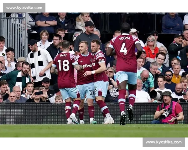 天猫vs狂热焦点对决揭示攻防博弈与季后赛走向解析球队阵容变化与关键球员表现