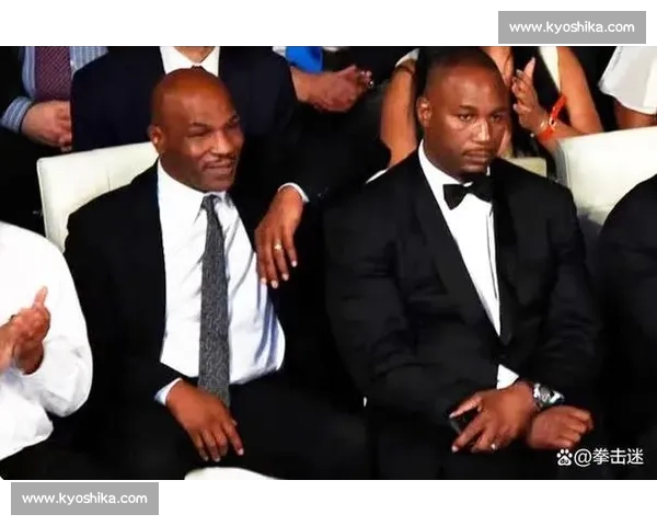 帕奎奥对决泰森跨时代拳王之战引爆全球拳迷热议历史性巅峰碰撞