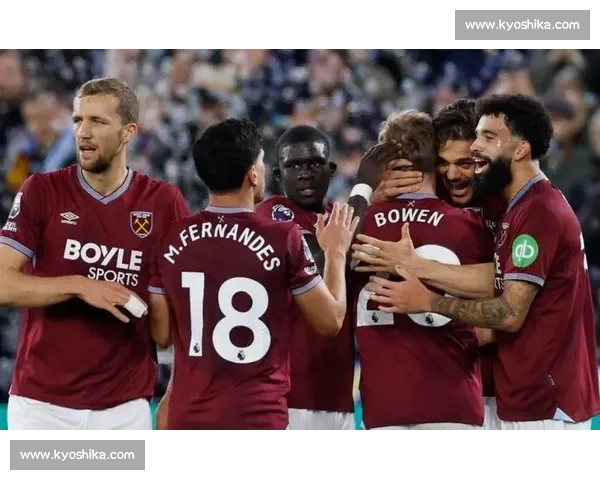 红蓝之争再燃曼彻斯特德比左右英超争冠格局命运与荣耀之夜焦点